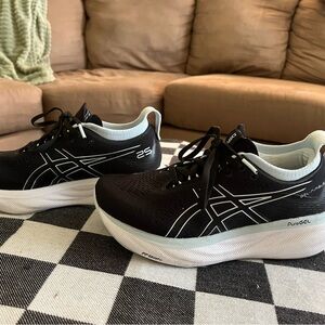 Asics Gel Nimbus 25